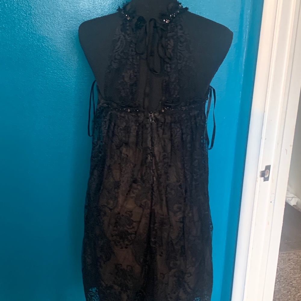 BCBGMaxazria lace intimates 100%silk lining - Picture 2 of 5